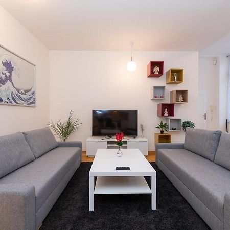 Luxury Apartment In The Center Of פראג מראה חיצוני תמונה